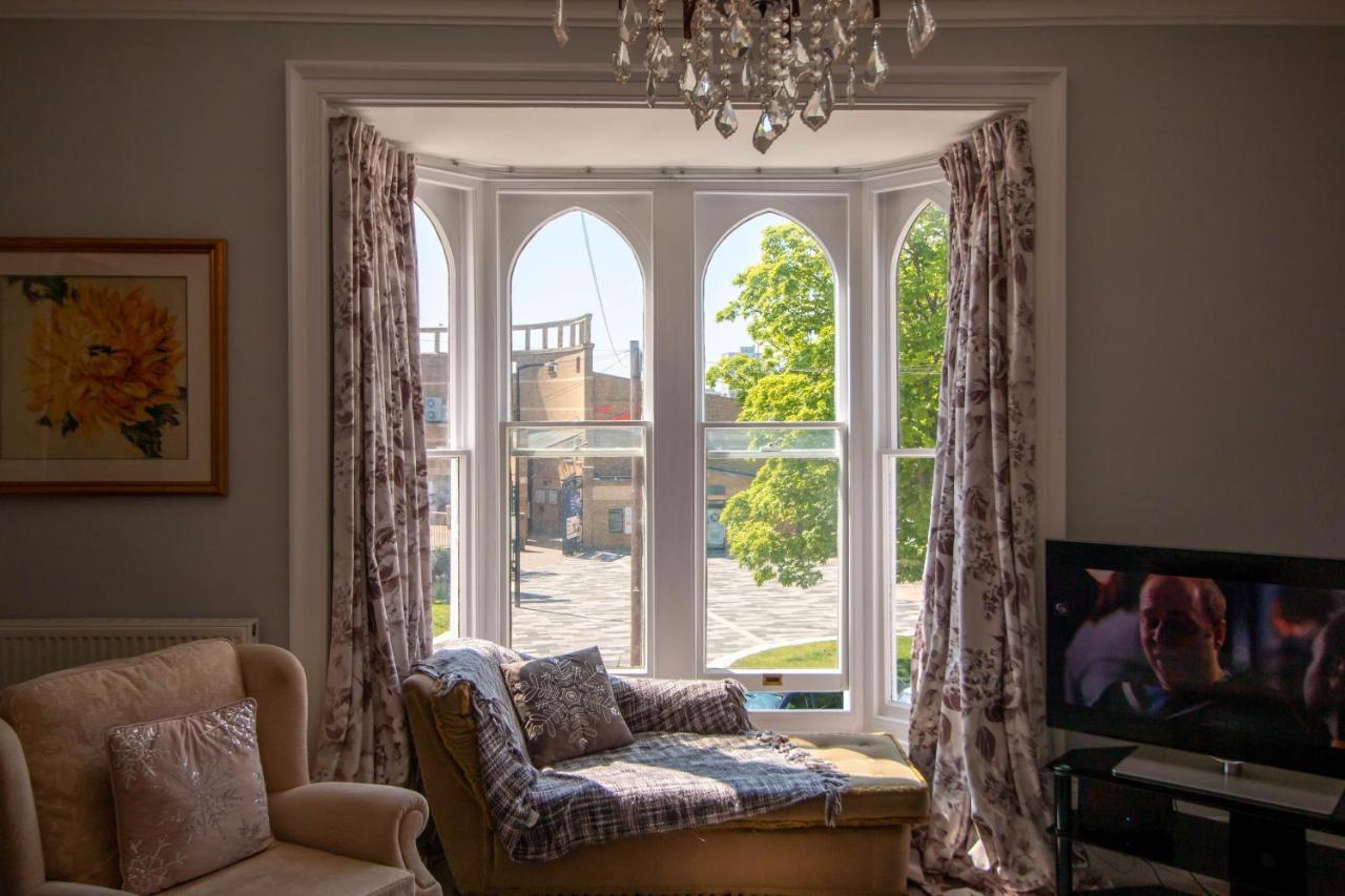 Florence House: Georgian Splendor by Herne Bay Beach Exterior photo
